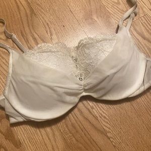 Victoria’s Secret push up bra